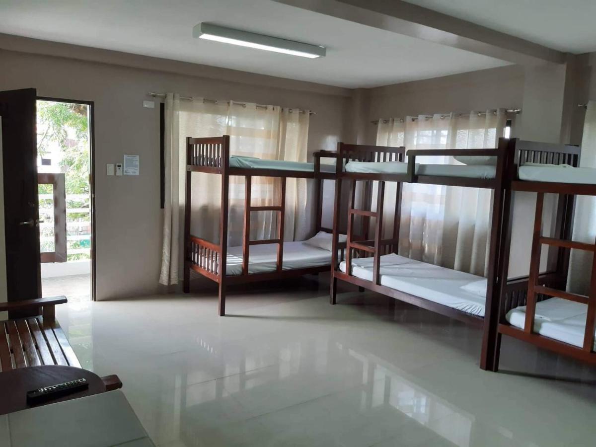 Reddoorz El Senor Jesus Apartelle Vigan Ilocos Exterior photo